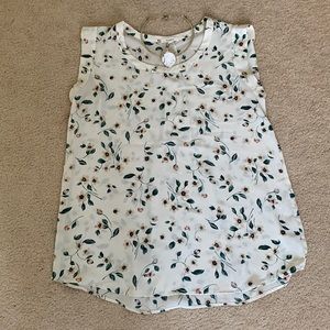 EUC Floral Blouse